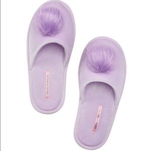 Victoria Secret Pom Pom Purple Fuzzy Slippers Size Large